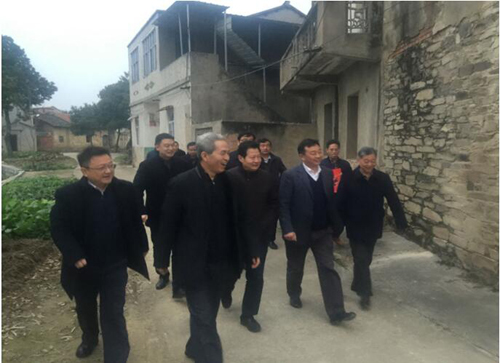 K8凯发天生赢家一触即发剧情