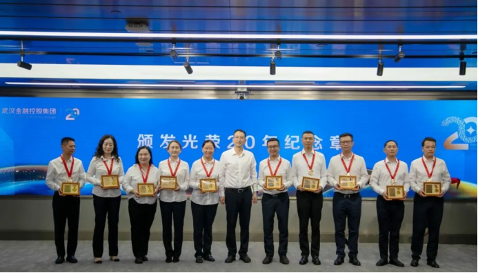 K8��������Ӯ��һ����������